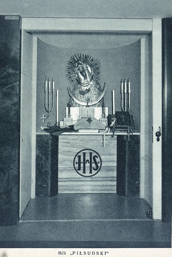 Statek „Piłsudski”, którego wnętrze zaprojektował Jerzy Skolimowski. Ze zbiorów Narodowego Archiwum Cyfrowego i Biblioteki Narodowej